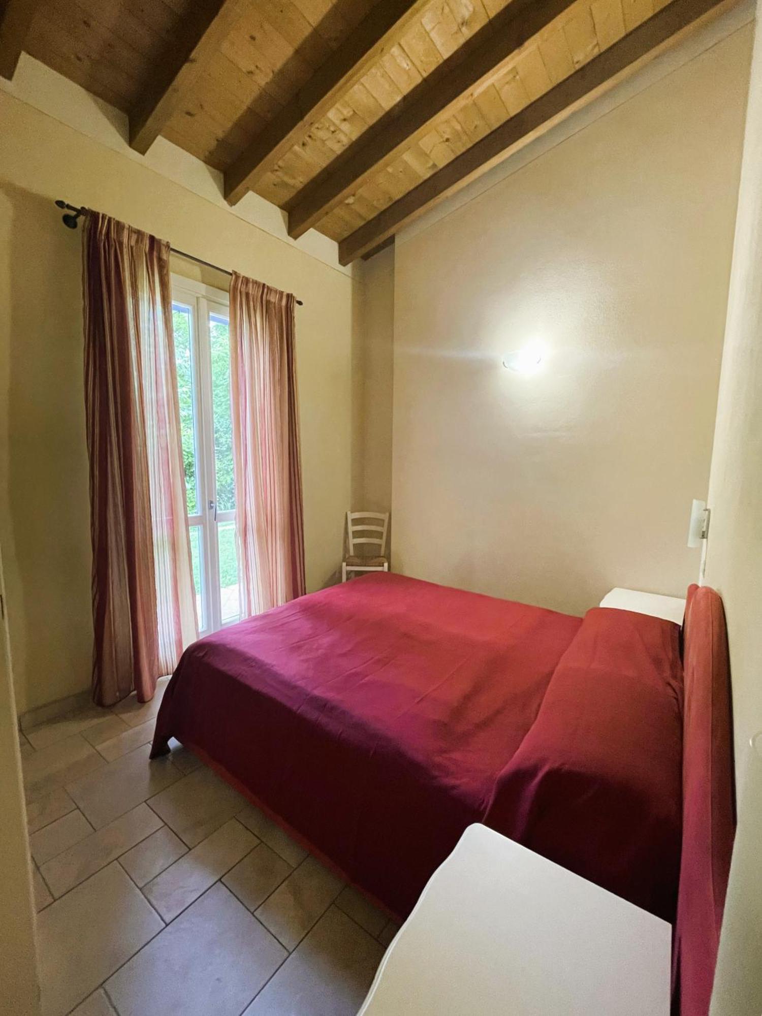 Appartamenti Il Ruscello Manerba del Garda Pokoj fotografie